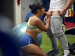 Handsome jock Peter Green pounds Latina with giant ass Kosame Dash