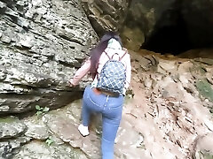 a fait un tour dans les bois et s'est fait défoncer après a fait un tour dans les bois et s'est fait défoncer après