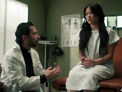 Diminutive Asian eats Ebony pussy on doctor's recommendation