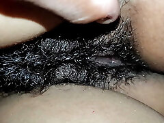 Village wife's hot sexy muff smacking video