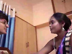 Desi Kamvali Bay Sunita Has Hardcore romp with Virgin Boy