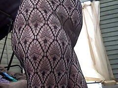 Chubby Wifey In Patterned Pantyhose