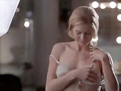 Angelina Jolie In First Sex Episode!!!