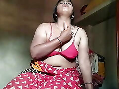 House wife warm scene Indian hot girl