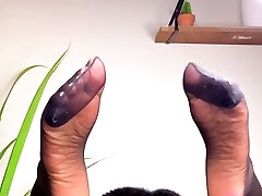 Hot Big Ebony Latina booty Black and Ebony