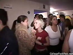School teen gives head as others watch