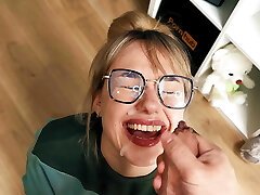 Slutty family! Step-father Massively poured semen on my face. Deep jaws