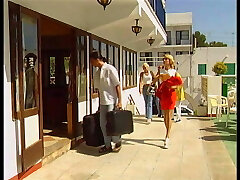 Und wieder eine total versaute Familie - Vignette #01