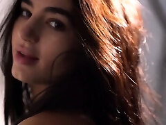 Gorgeous latina model stunner goes classic