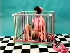 rubberslave milky guest room