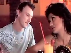 Gorąca Bi-seksualne sceny z tera Joy