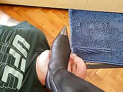 Quick punishment and re-education of a disobedient slave