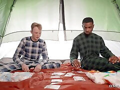 Milf cougar fucks BBC and crzy prty guy in the campsite - Brazzers