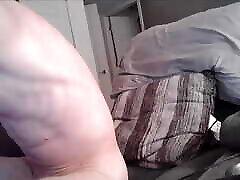 Dilldough405挺举关闭Chaturbate网络摄像头显示