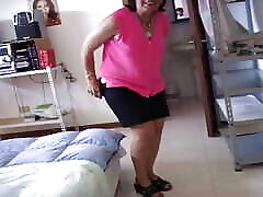 The Unsuspecting Lady