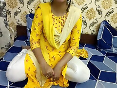 Desi Indian Step Mom Ne Apne Hundreds Bete Ka Lund Chuss Ur Aapne Chuche Dikhaye Behisaab Gandi Galiyaa Di Itne Main Step Dad Aa