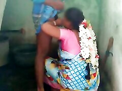 desi aunty blowjob husband coock