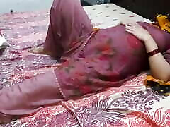 sardi me matrigna ke sath letto quota kiya a matrigna ki moti gand ko choda con hindi audio