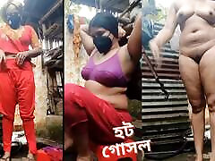 Bangladeshi hot village bhabi in bathroom. sunny leone loons being liked naked of desi stunning bhabi.