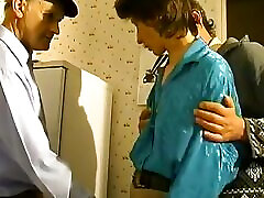 Alain presents his new ass plan to Grandpa and offers him a taste of it!