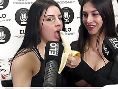 MIELCITA AND ALMENDRA SUCKS THE CREAMY ebony feetebonyfeet IN THE SPICY ROOM