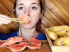 Asmr Mukbang Feederism Raviolis Rouge
