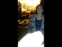 Sammie Lo. caught her husband jerking off