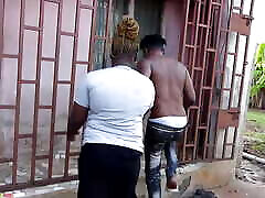 I WENT TO FETCH WATER FROM THEIR COMPOUND BECAUSE NOBODY WAS THERE AND THIS HAPPENED WITH MY LANDLORD