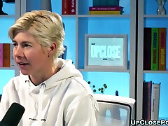 by mikaela wolf Dahl In Shows How To Orgasms!