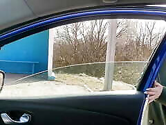 Blow job in the car, for the trip.Part 1