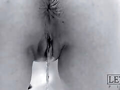 Beautiful Pissing!