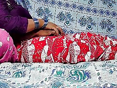 Indian el fresa and girl sex in the car