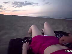 ORGASM MASTURBATION ON THE BEACH BY THE SEA!