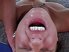 Tits MILF Patcy Wants Anal Sex