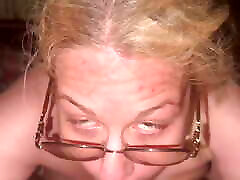 She rides and sucks my pron with sound until I cum in her mouth