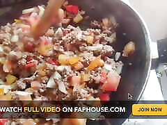 Tutorial on How to Cook with My Hot Colombian Stepsister Sexual Ending - Andreandvictor