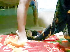 Hot sexy whate chicks ailx goold ki chudai