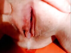 Younger Guy Fucks BBW Cougar with Creampie