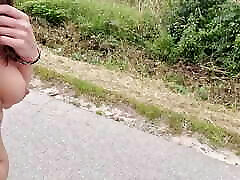 naked walking on sacxiy move street among moving cars, dec wwe driver shows her tits and pussy