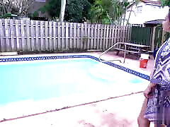 Sexy Colombian Evie Olson Fucks Her Pool Boy