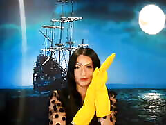 Yellow rubber gloves for fisting. Do you want to feel them in yourself? Dominatrix Nika and glove fetish.