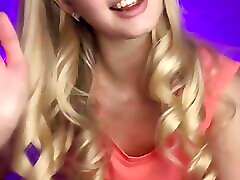 Beauty Masturbates with a blood rush Vibrator
