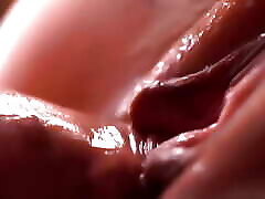 The Beauty of Sex Is in the Details. Frictions on the Macro Lens