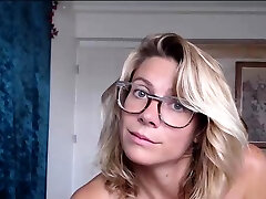 blondynka i mały titted kanapkę