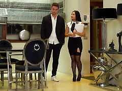 Closing the Deal - S45:e24