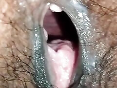 Surat wali girl left her husband&039;s non-hajeri me mare all night