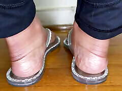 Stepmommy Plays with Her Flip Flops on Her Feet