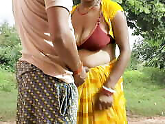 Indian desi beautiful young employee get fucked by her roza velez in outdoor