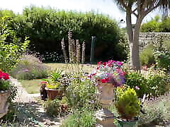 Linda cumming in the pezon escotes descuidos for the neighbours