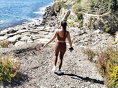 I want to suck it and fuck you on the seashore.